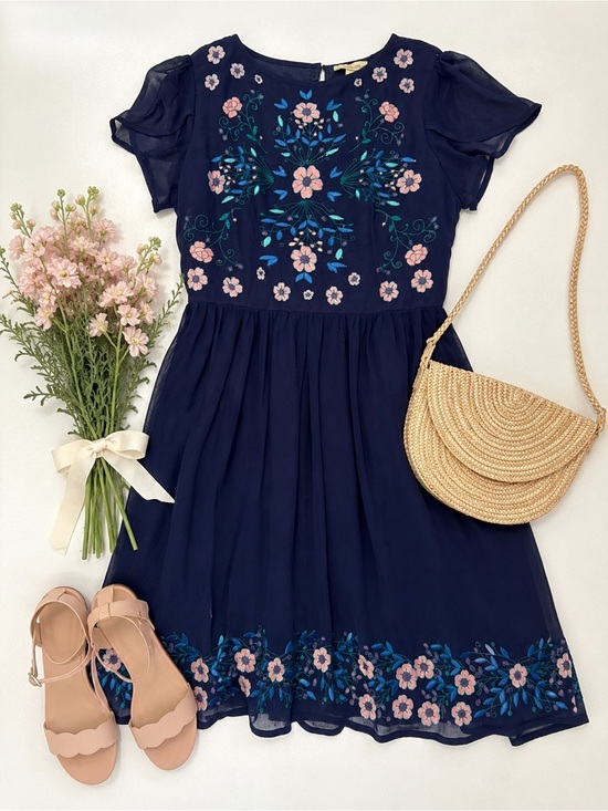 Frack and Frill Dresses & Skirts - Frack and‎ Frill Navy Blue Embroidered Floral Dress Size 14 Cottagecore Boho